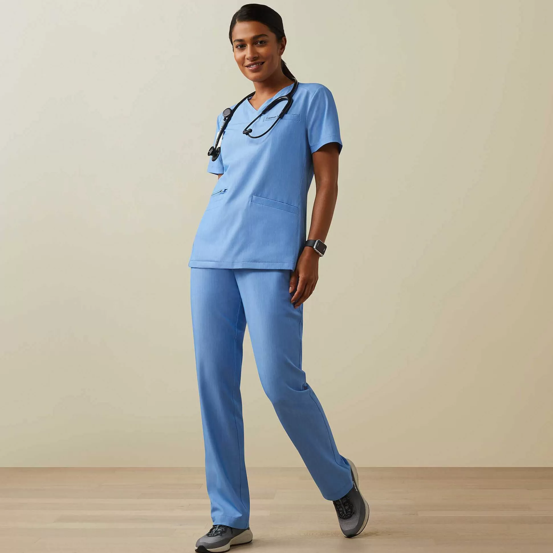 ariat Scrubs - New!*Clara 6 Pocket Scrub Top