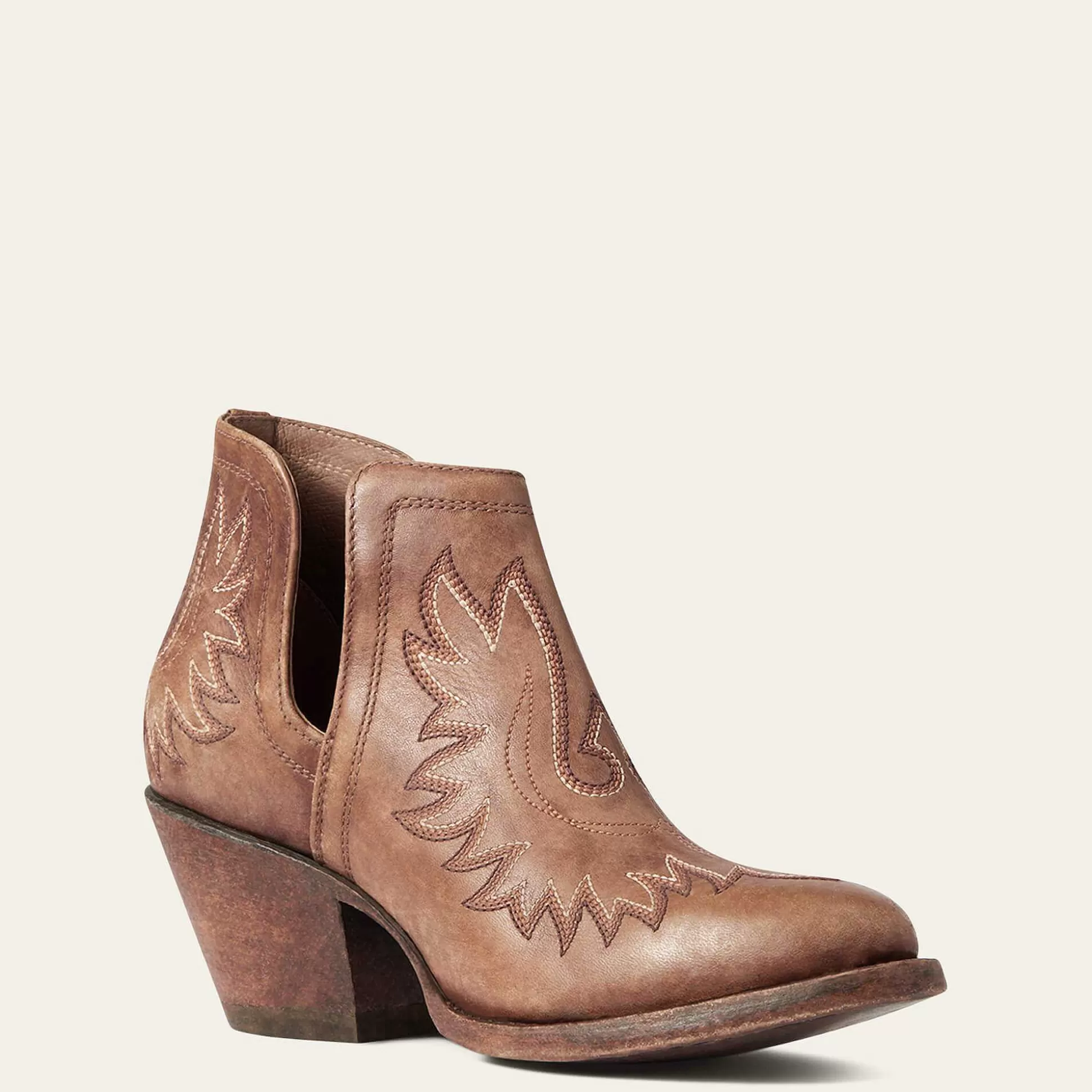 ariat Western Boots*Dixon R Toe Western Boot