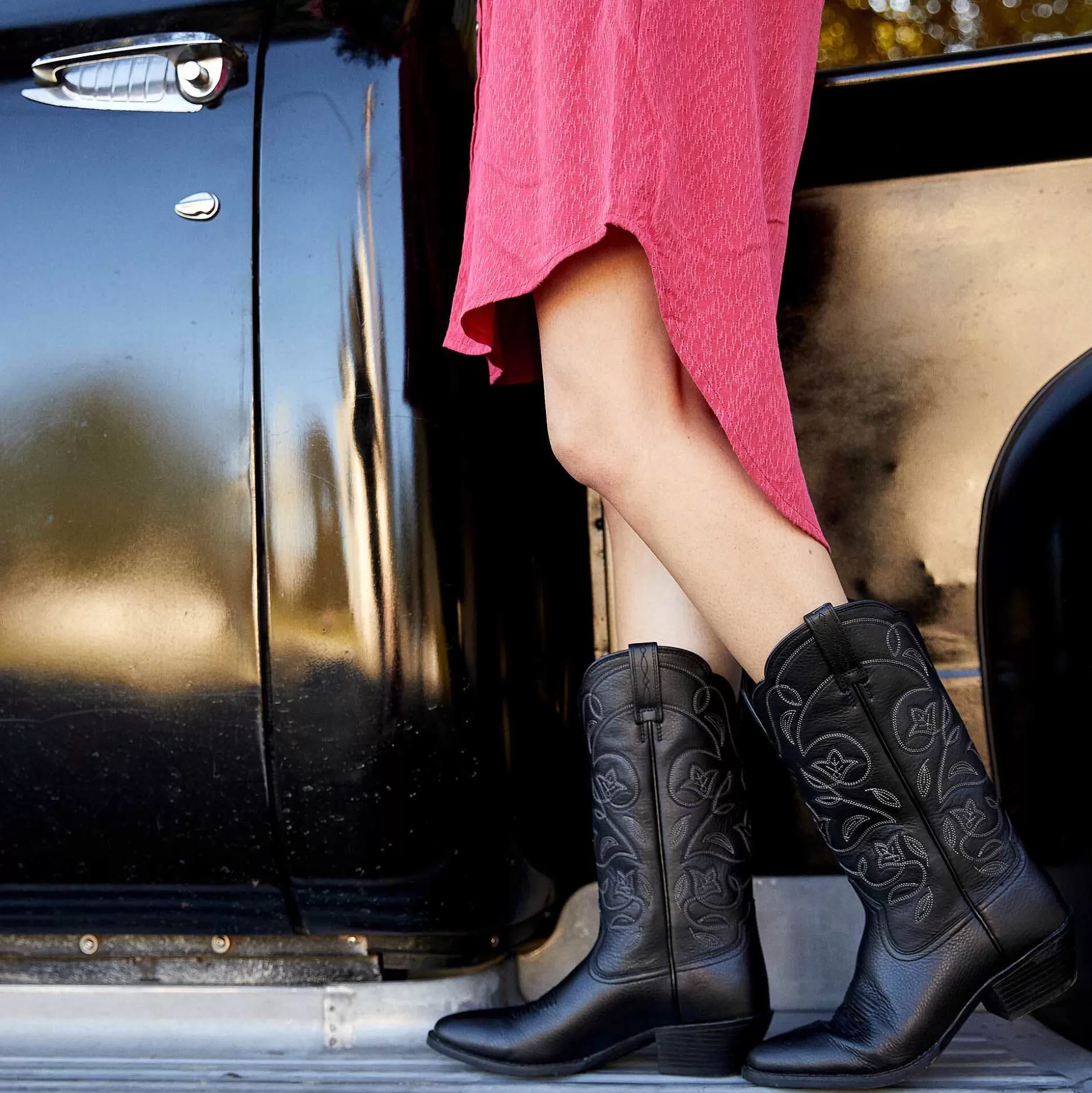 ariat Western Boots*Heritage R Toe Western Boot