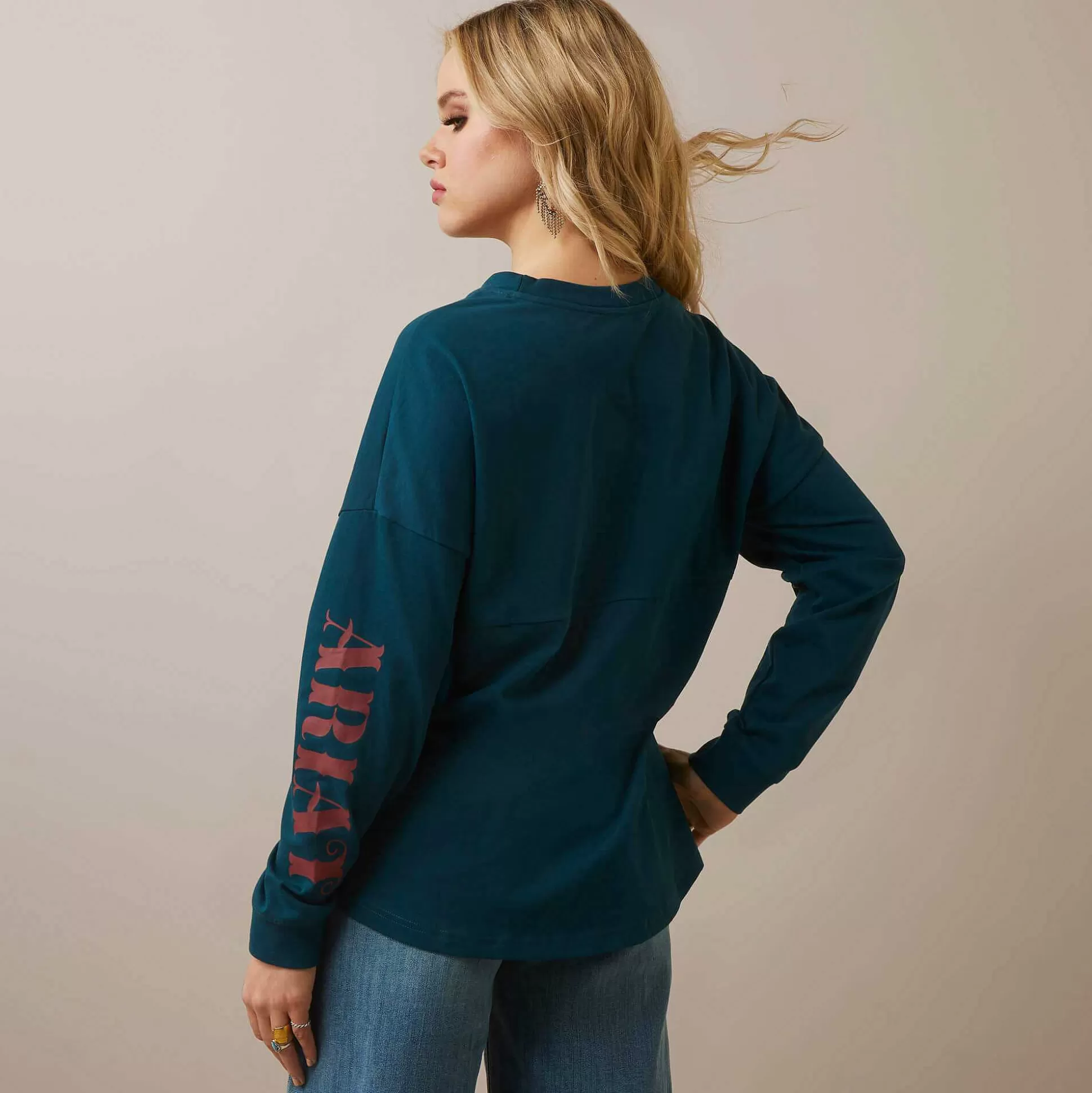 ariat T-Shirts & Tops*Love Oversized Tee
