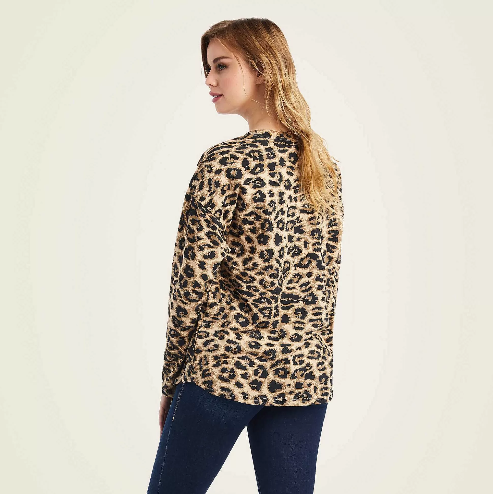 ariat T-Shirts & Tops*Wild Life Shirt